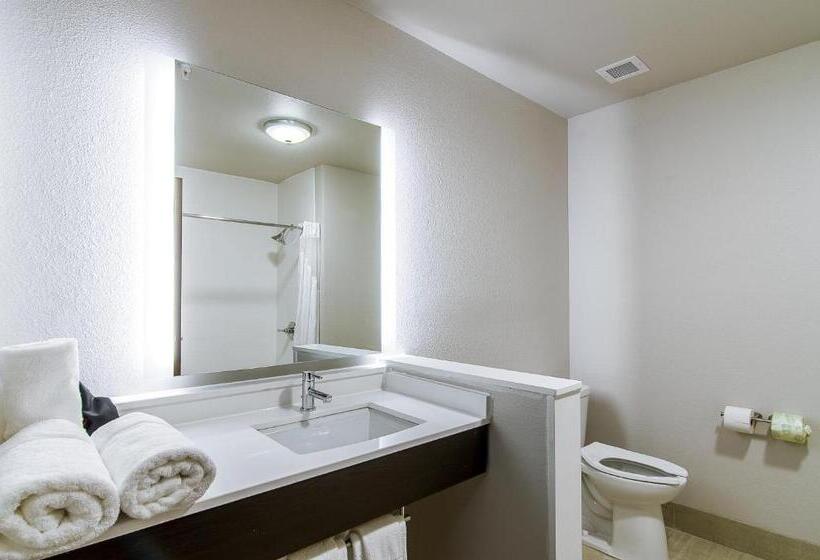 Номер Стандарт Адаптированный для Инвалидов, Holiday Inn Express & Suites   Atchison, An Ihg