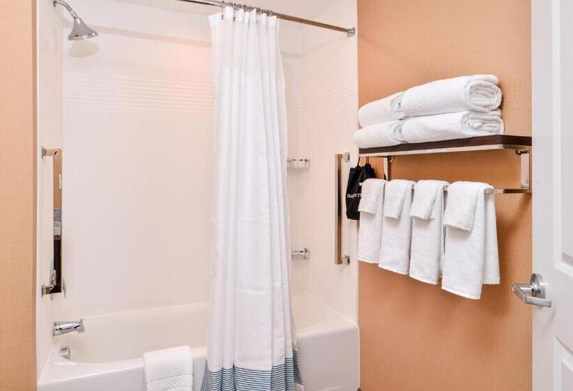 Студио Стандарт Кровать Кинг, Towneplace Suites By Marriott Charlestonwest Ashley