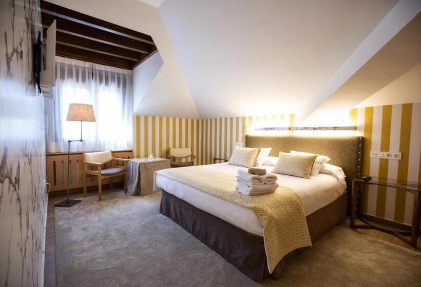 스탠다드 룸 킹사이즈 침대, La Casona De Llerices
