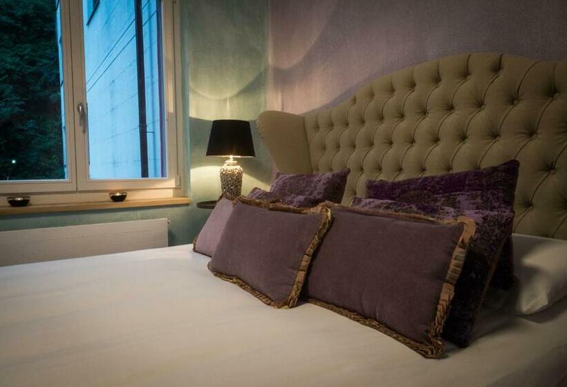Номер Economy, No1 Art B&b