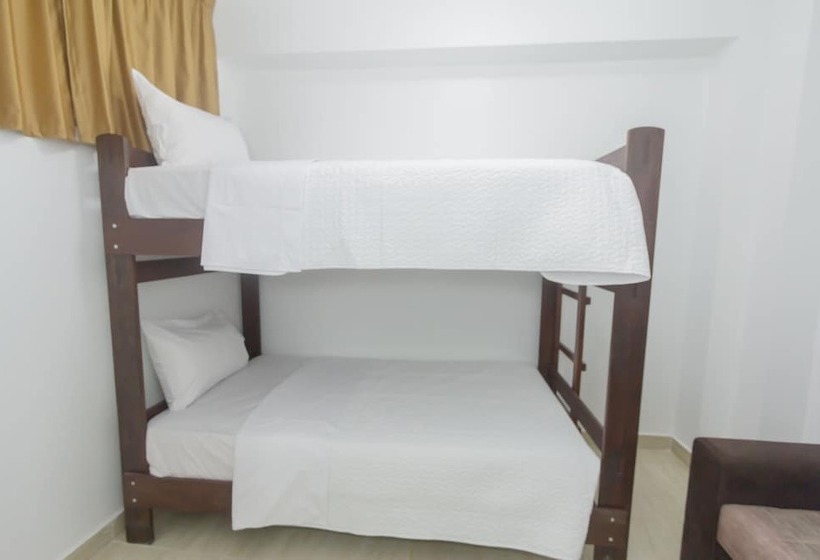 Семейный Номер, Qallwa Pucallpa