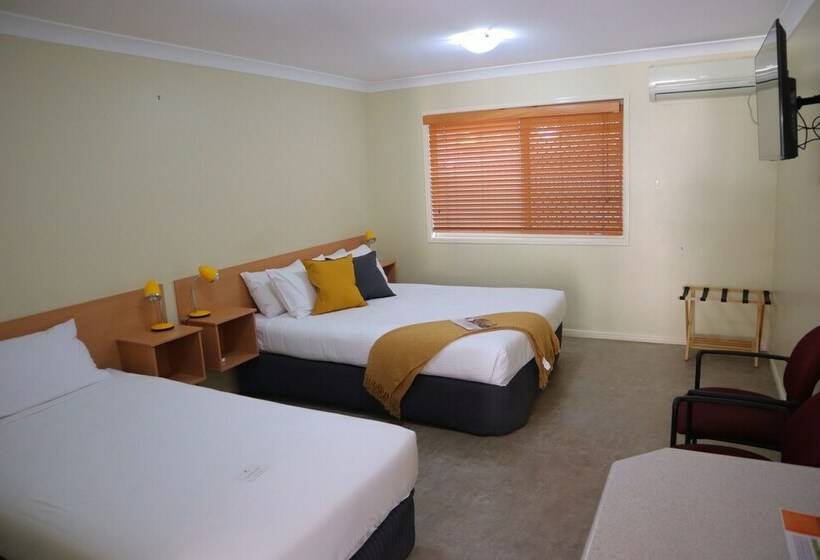 Номер Deluxe, Country Roads Motor Inn Gayndah
