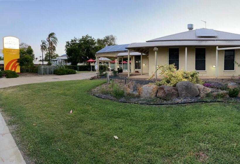 Номер Стандарт, Country Roads Motor Inn Gayndah