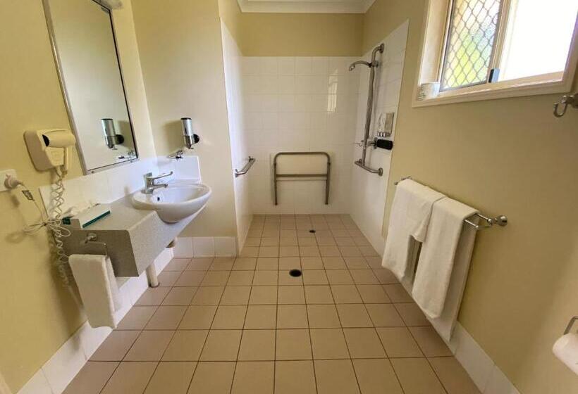 Номер Стандарт, Country Roads Motor Inn Gayndah