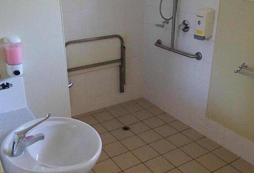 Номер Стандарт, Country Roads Motor Inn Gayndah
