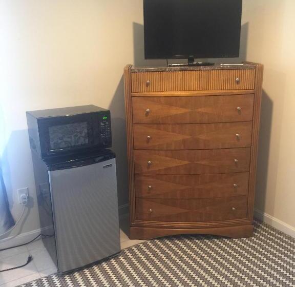 Standaardkamer met Uitzicht op Zee, Misquamicut Beach Front Inn