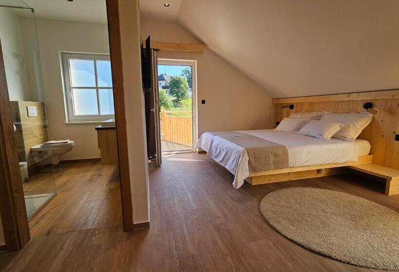 اتاق استاندارد با بالکن, Sobe Rooms Jelen Jelenov Greben