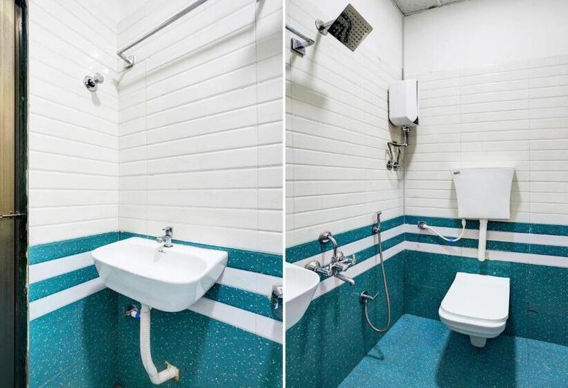 Трехместный Номер Классика, Spot On Hotel Yatri