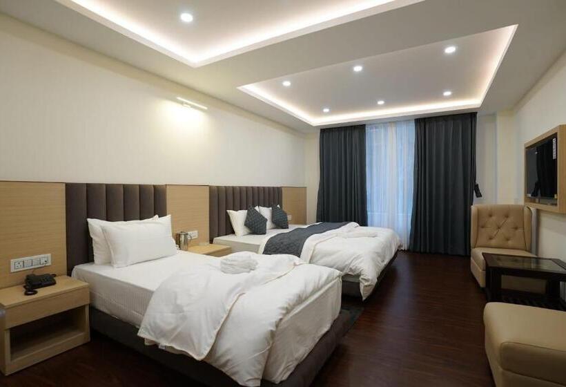 标准间, Apple Inn