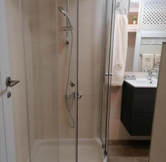 Номер Стандарт, Habitaciones Noia