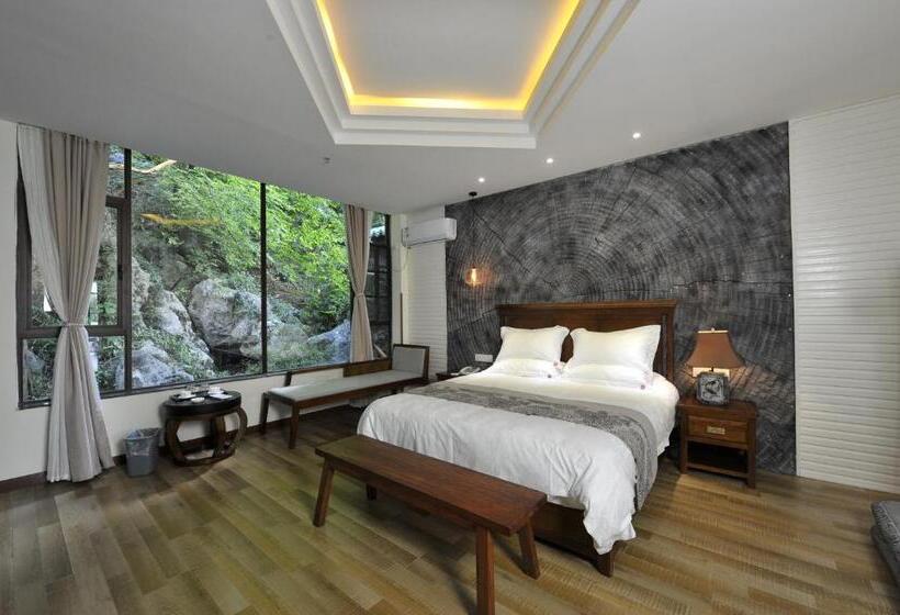 标准房带园景, Guilin Crystal Crescent Moon
