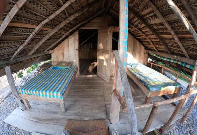 Семейный Номер Вид на Море, Jungle Surf Camp