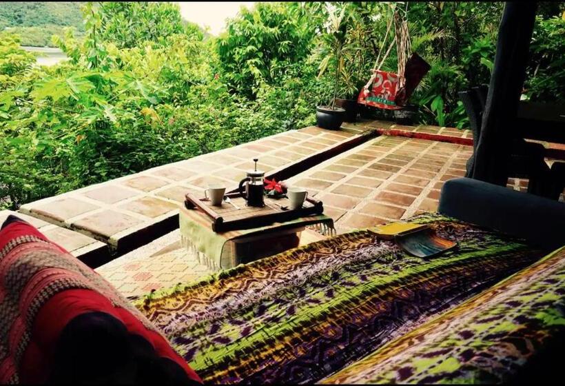 スタンダードルーム, Balihuts Guesthouse