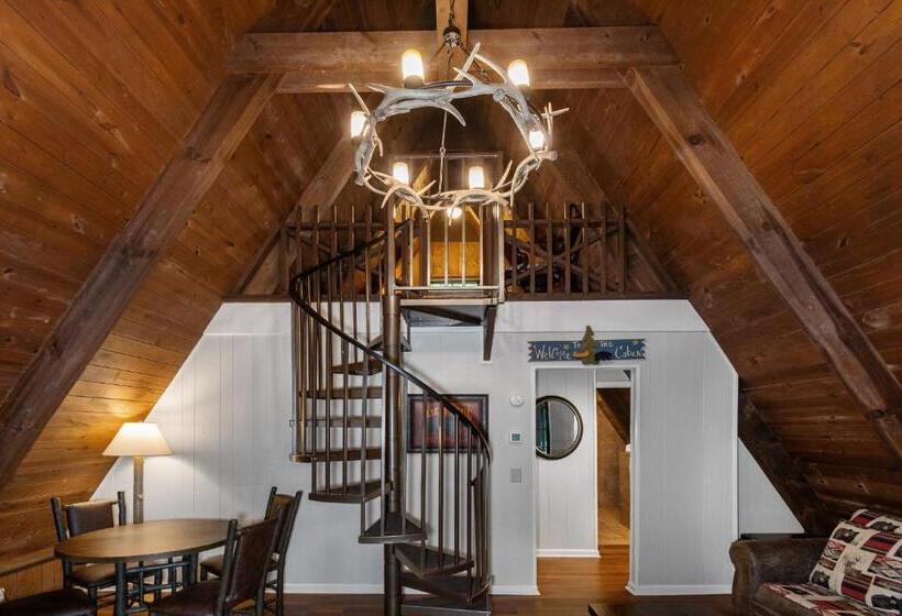 Четырехместный Номер Стандарт, Switzerland Inn