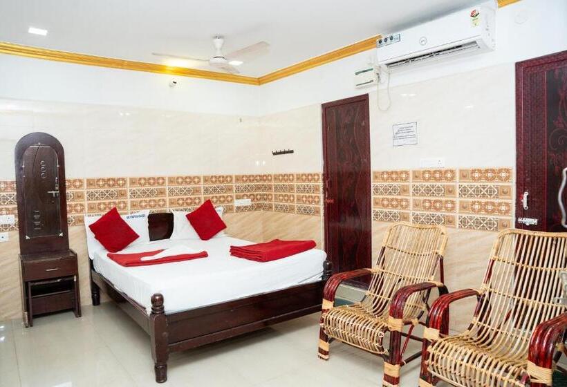 Номер Deluxe, Sri Vinayaga Residency