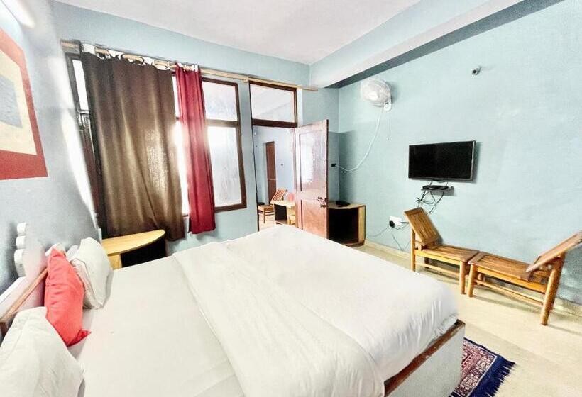 חדר דלוקס, Nand Palace ! Mussoorie होटल नंद पैलेस હોટેલ નંદ પેલેસ ஹோட்டல் நந்த் பேலஸ் Near Mall Road Hotel With