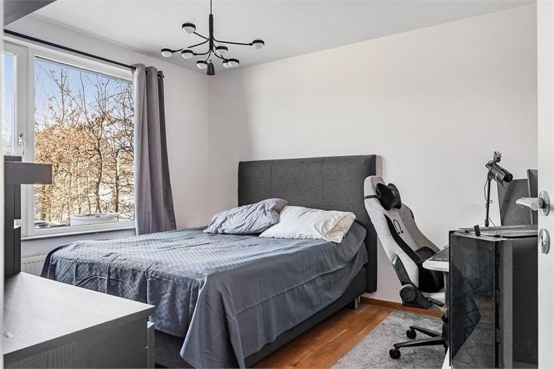 Вилла 1 Спальня, 5 Bed Rooms House With Jacuzzi, Free Parking, And 2 Toilets Bath In Malmö