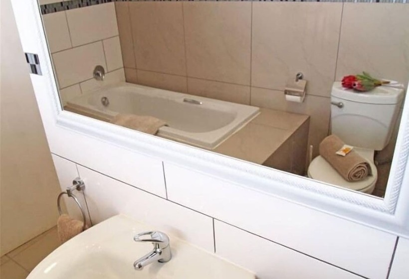 Номер Economy, Travel Lodge Sabie