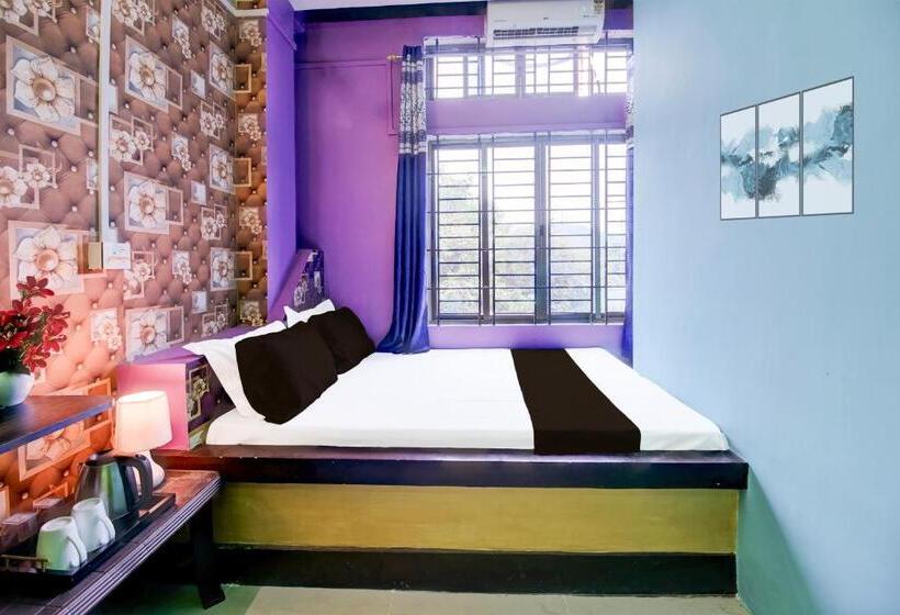اتاق کلاسیک سه تخته, O Maa Kamakhya Guest House