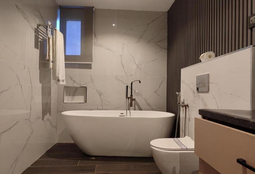 آپارتمان 2 خوابه با بالکن, Brickspoint Boutique Apart