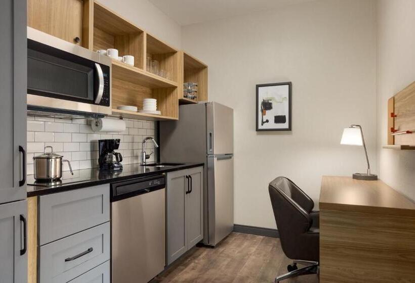 Студия Стандарт, Candlewood Suites Trois Rivières Ouest, An Ihg