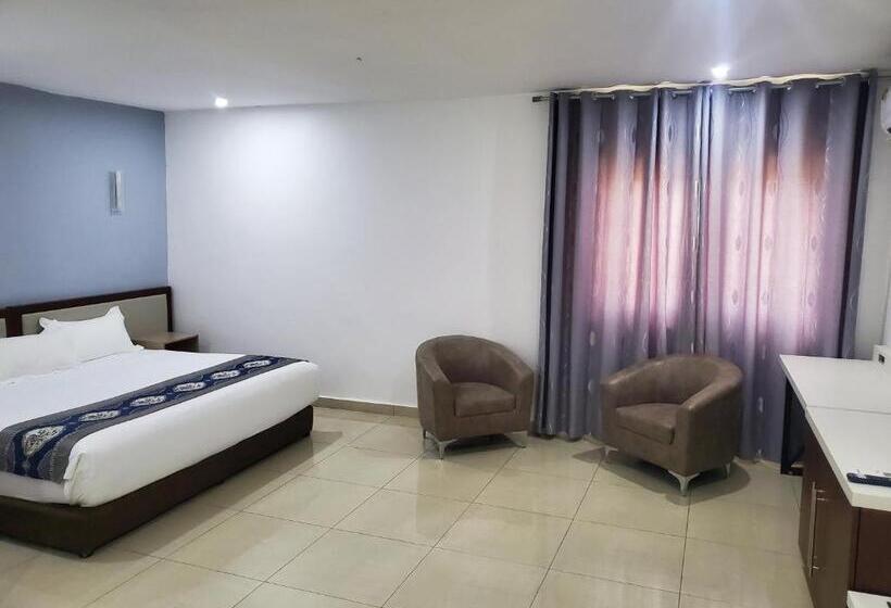 行政套房, Lagoon Beach Hotel,keta,ghana
