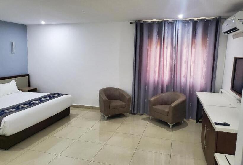 行政套房, Lagoon Beach Hotel,keta,ghana