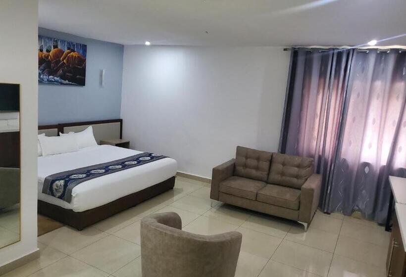 行政套房, Lagoon Beach Hotel,keta,ghana