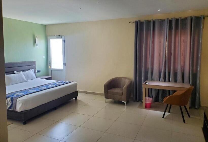 豪华海景房, Lagoon Beach Hotel,keta,ghana
