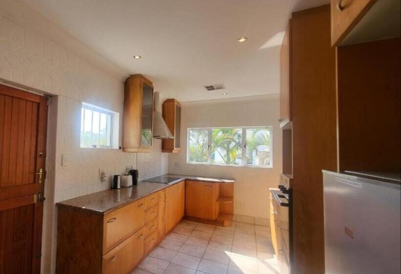 １ベッドルームアパートメント, La Lucia Beach Villa
