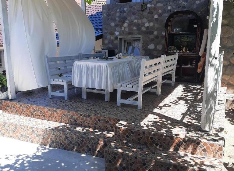 Дом 2 Спальни, Summer Garden Baile Herculane