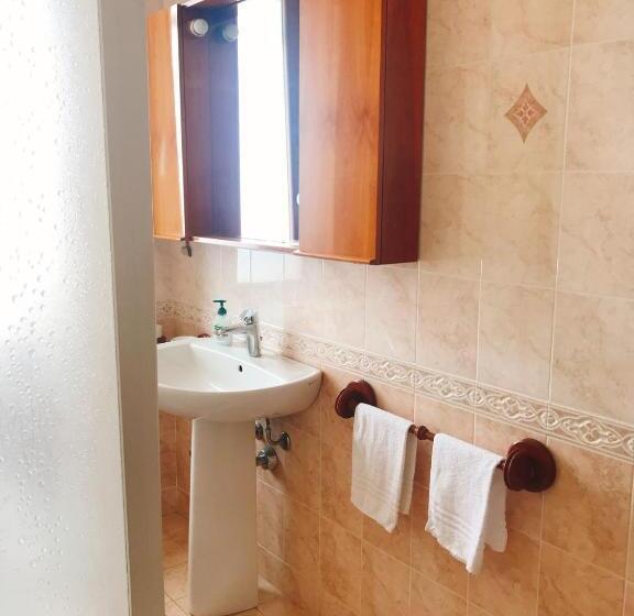 Номер Стандарт с Балконом, Bed & Breakfast Casa Galeano