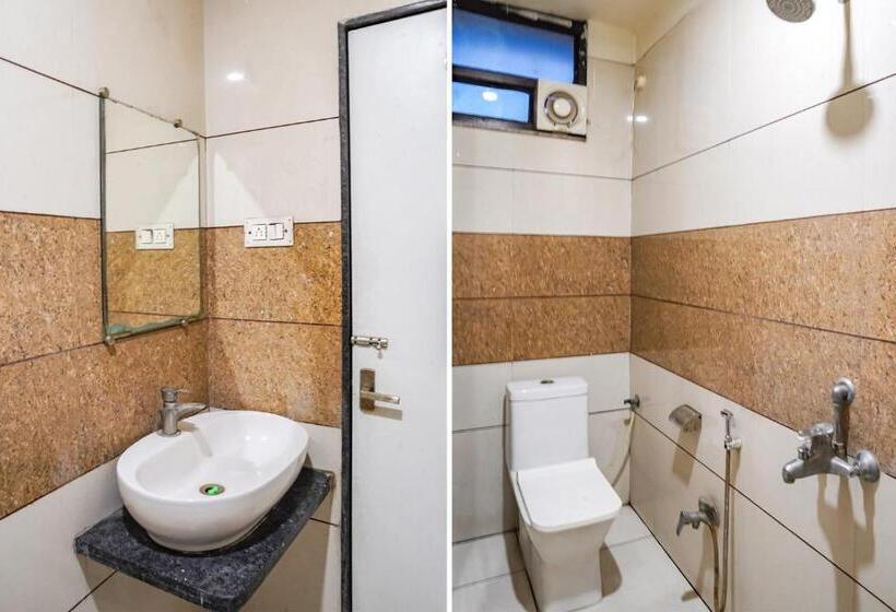 Трехместный Президентский, Fabhotel Ashirwad Regency