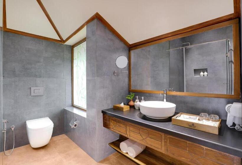 スーペリアキャビン, Lemon Tree Wildlife Resort, Kanha