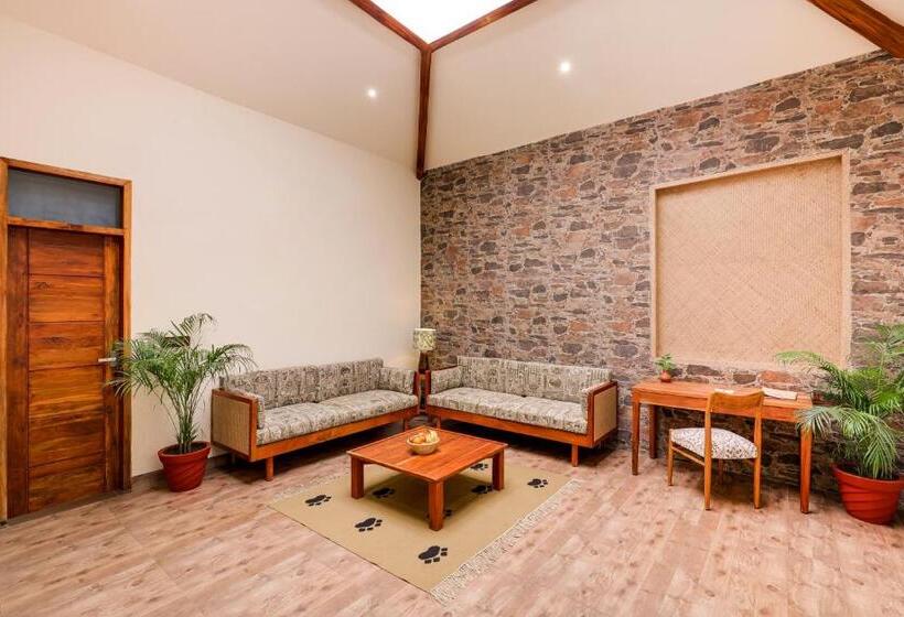 فيلا ديلوكس غرفة نوم, Lemon Tree Wildlife Resort, Kanha