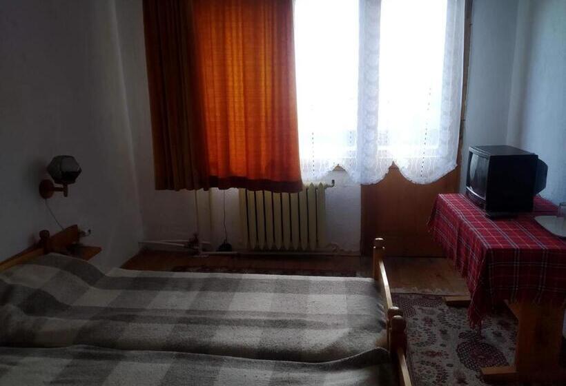 バルコニー付きスタンダードルーム, Chapov Guest Rooms
