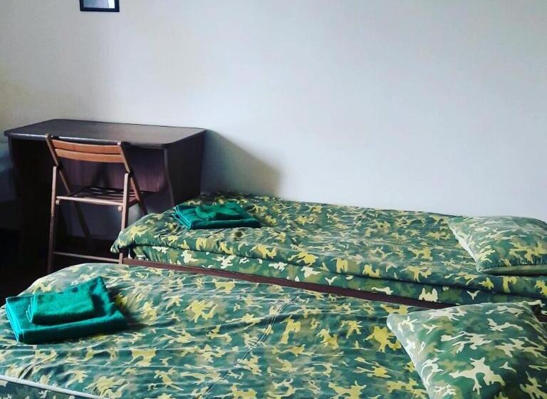Номер Стандарт, Grün Hof Militray Sadyba