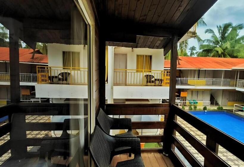 발코니가 있는 스위트, Beachwalk Retreat   Within 100 Metres From Morjim Beach