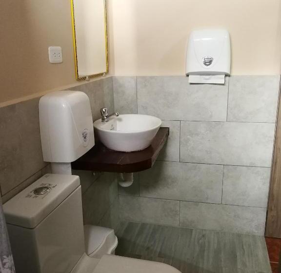 디럭스 룸, Chapelet Hostal