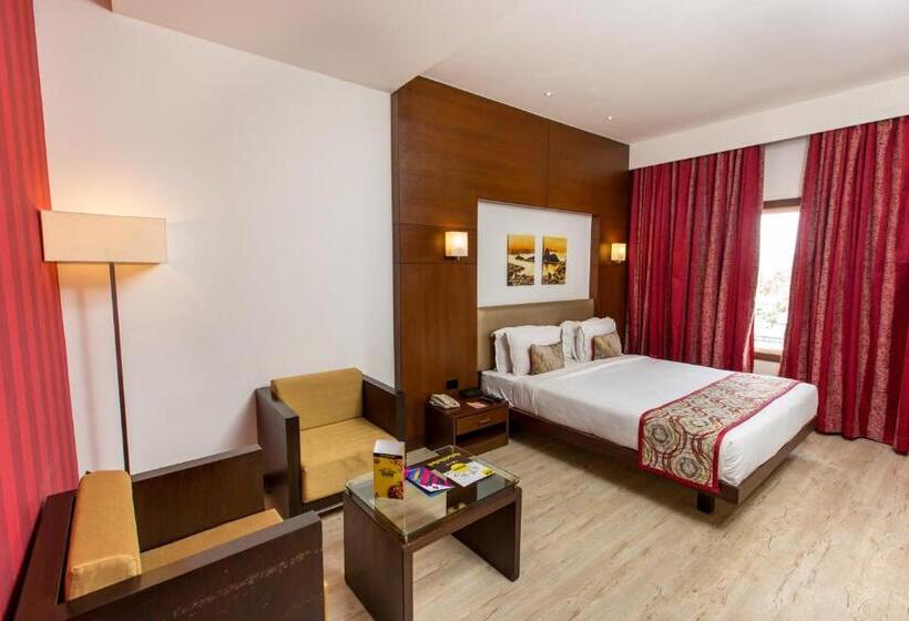 高级大房间, Hash Six Hotels
