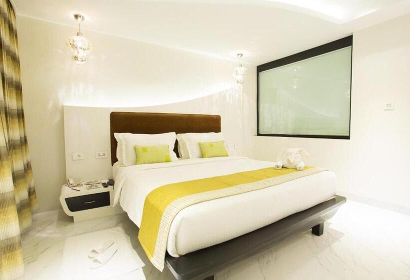 小型套房, Hash Six Hotels