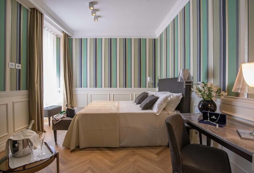 חדר דלוקס, Damaso