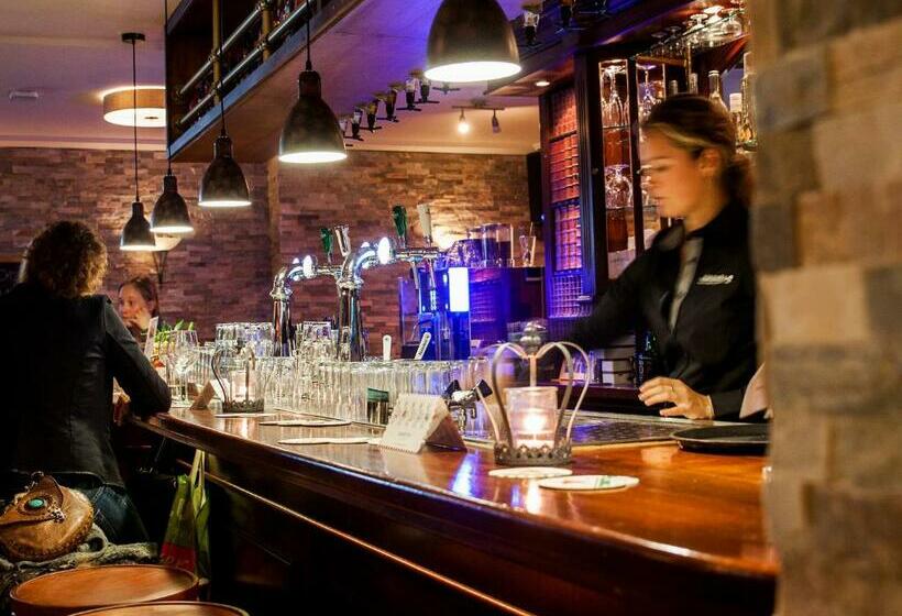 豪华房间, Restaurant Koekenbier Abcoude