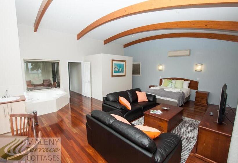 Вилла 2 Спальни, Maleny Terrace Cottages