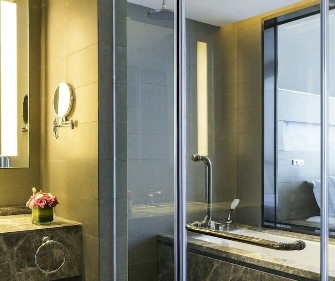 Номер Executive, Novotel Rizhao Suning