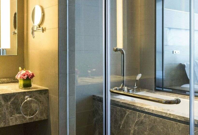 Номер Executive, Novotel Rizhao Suning