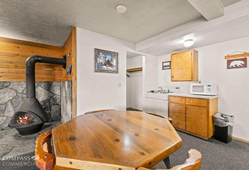Номер Стандарт, Willamette Pass Inn & Chalets