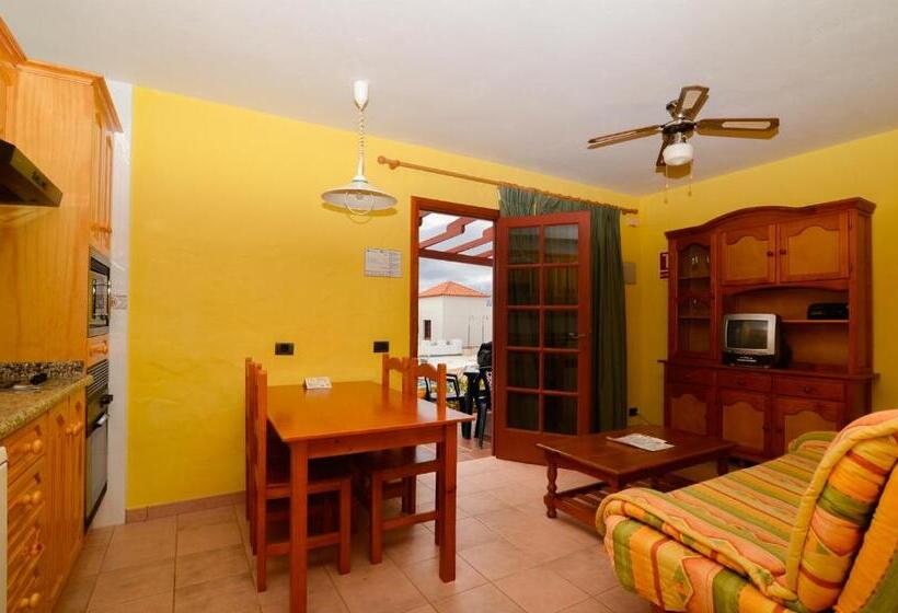 Апартаменты 2 Спальни, Castillo Beach