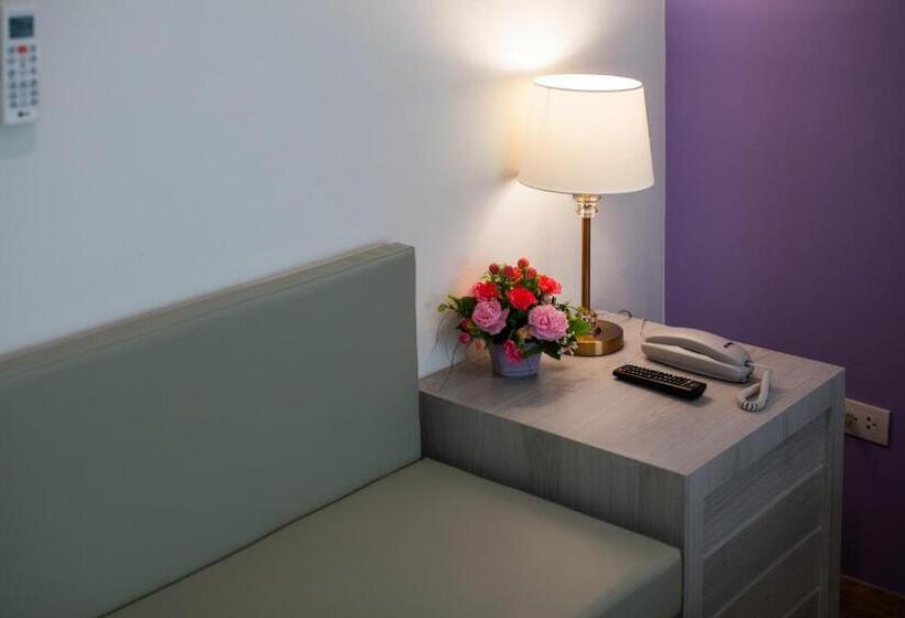 Номер Deluxe Кровать Кинг, Anchan Laguna Hotel โรงแรมอัญชันลากูน่า