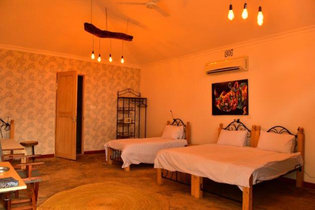 Четырехместный номер Премиум, Boulevard Inn Mt Meru